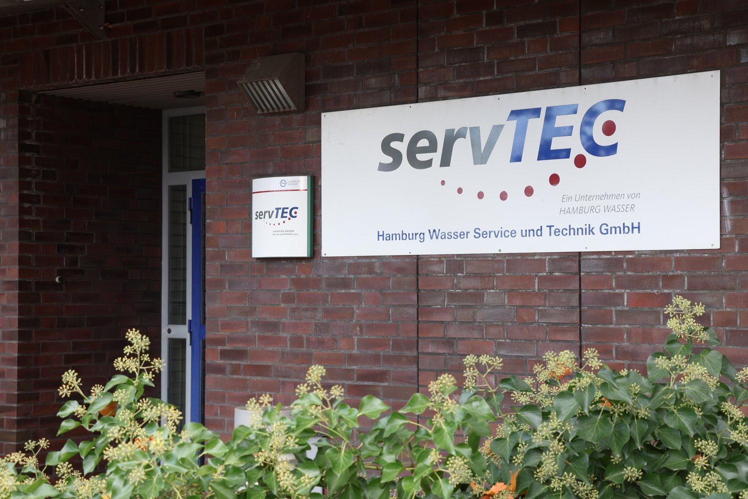 (c) Servtec.de